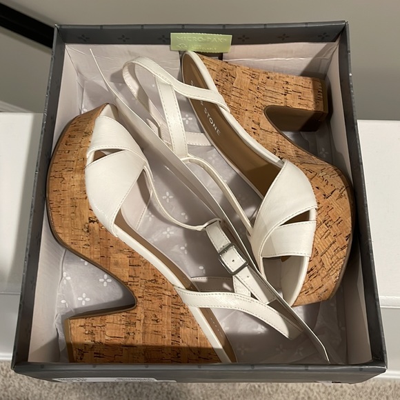 SUN STONE - Picture 4 of 16